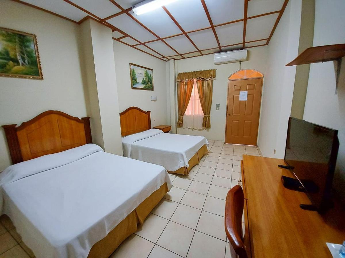 Hotel Continental Plaza San Miguel Esterno foto